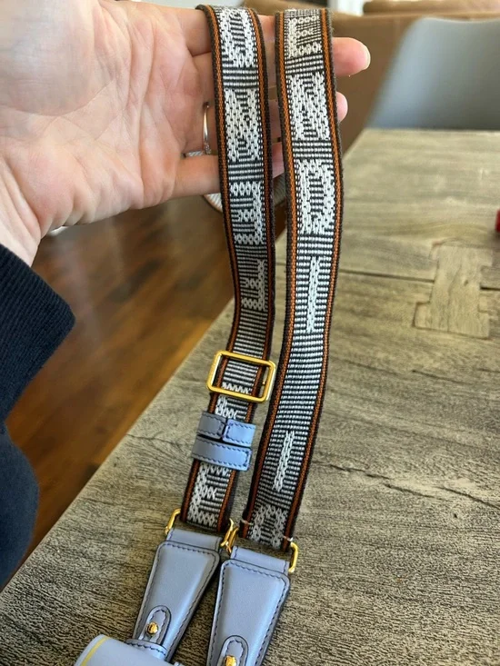 Fendi Pico Baguette Airpods Case Blue Leather Necklace Bag Charm 100% auth - Picture 4 of 7